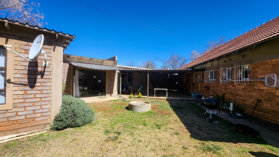 3 Bedroom Property for Sale in Stilfontein Ext 4 North West
